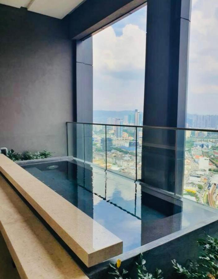 Bbcc Apartments At Lucentia Kuala Lumpur Buitenkant foto